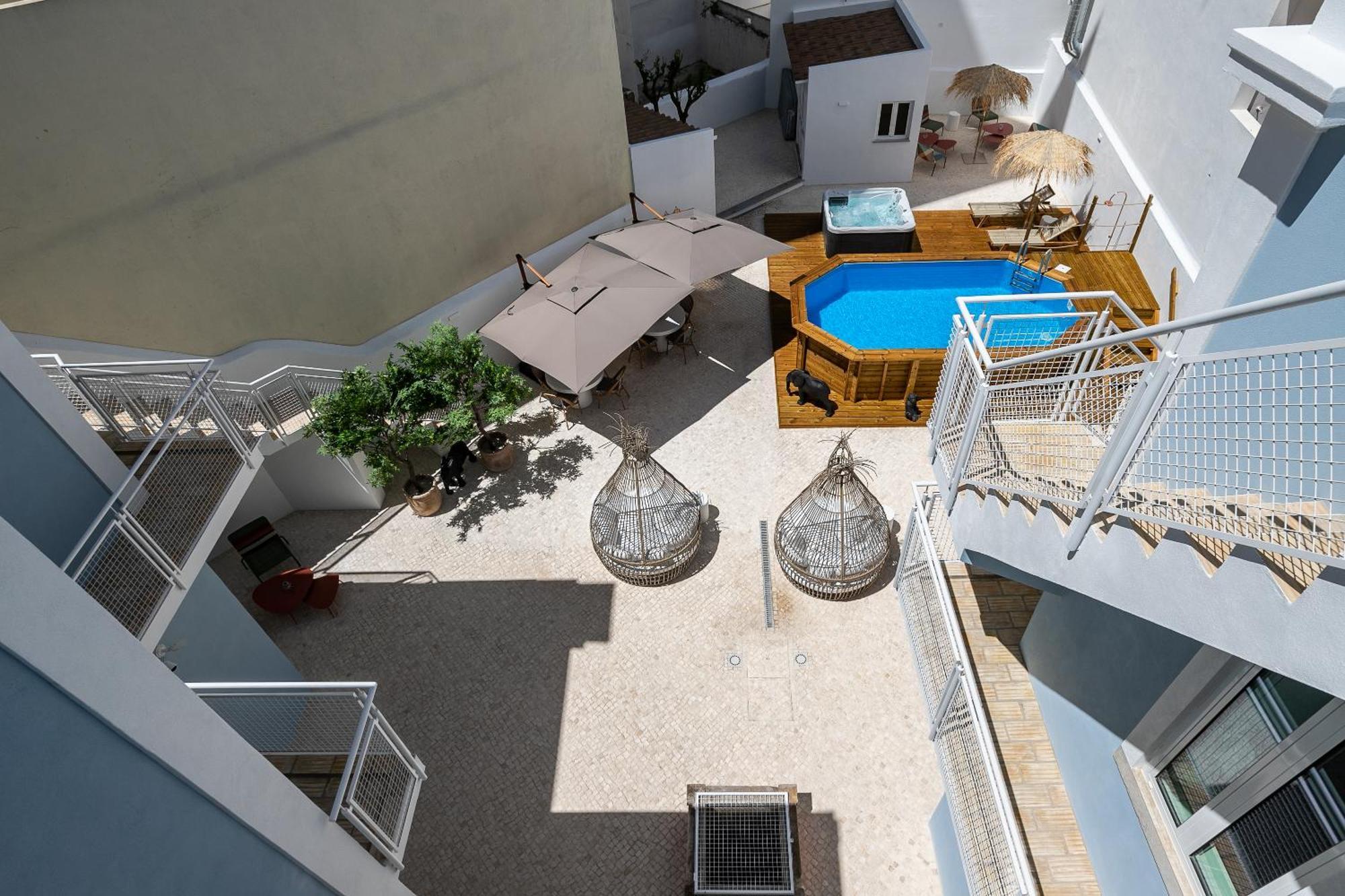 Dona Simone Boutique Suites & Studios - By @ Rita'S Place FAO Exterior photo