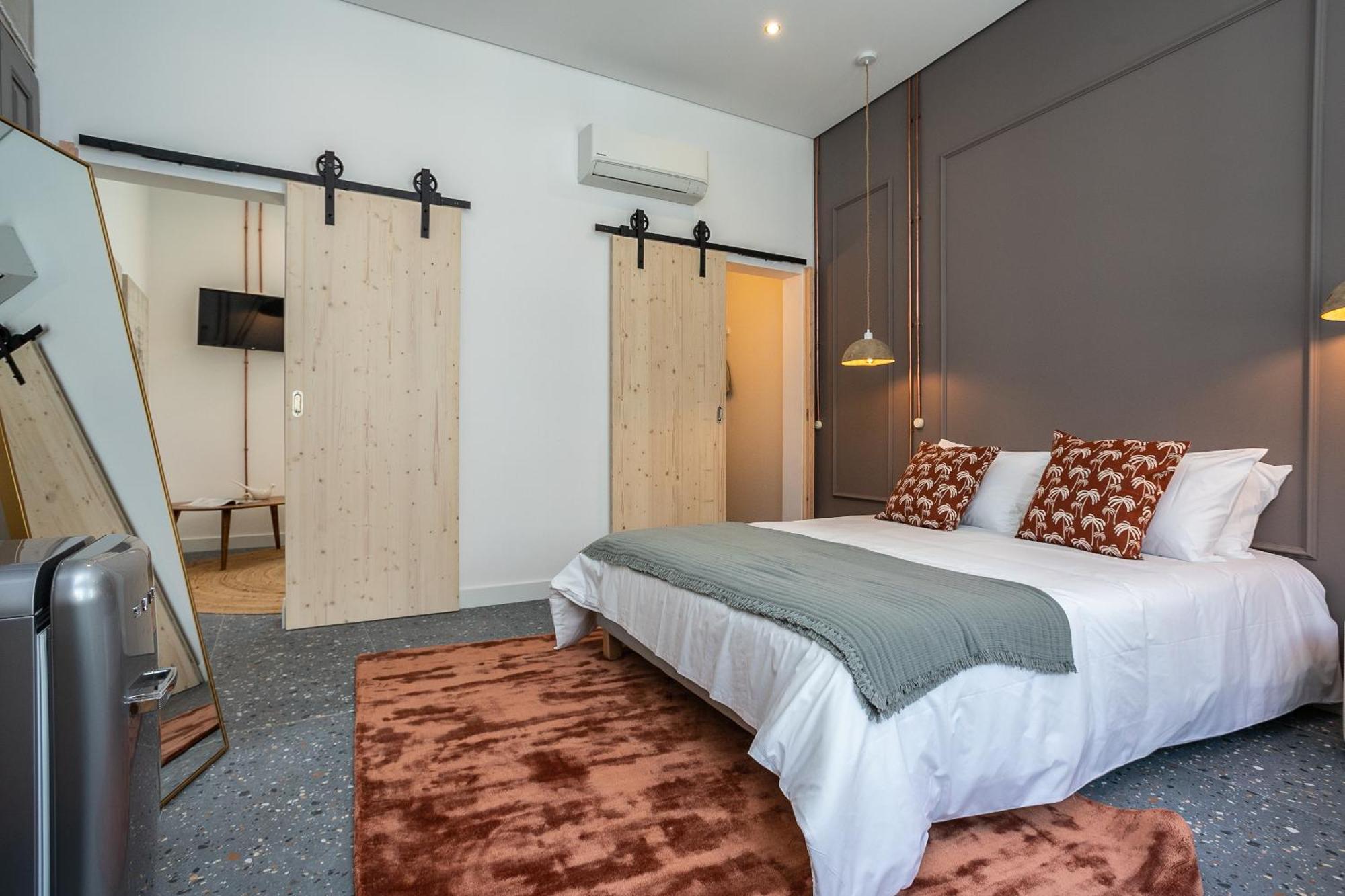 Dona Simone Boutique Suites & Studios - By @ Rita'S Place FAO Exterior photo